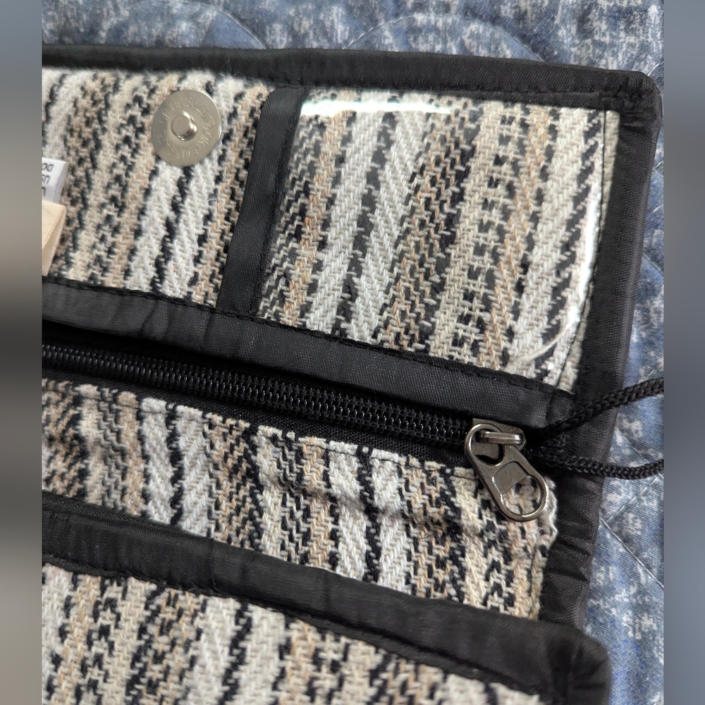 The Collection Royal Wallet - Picture 9 of 10
